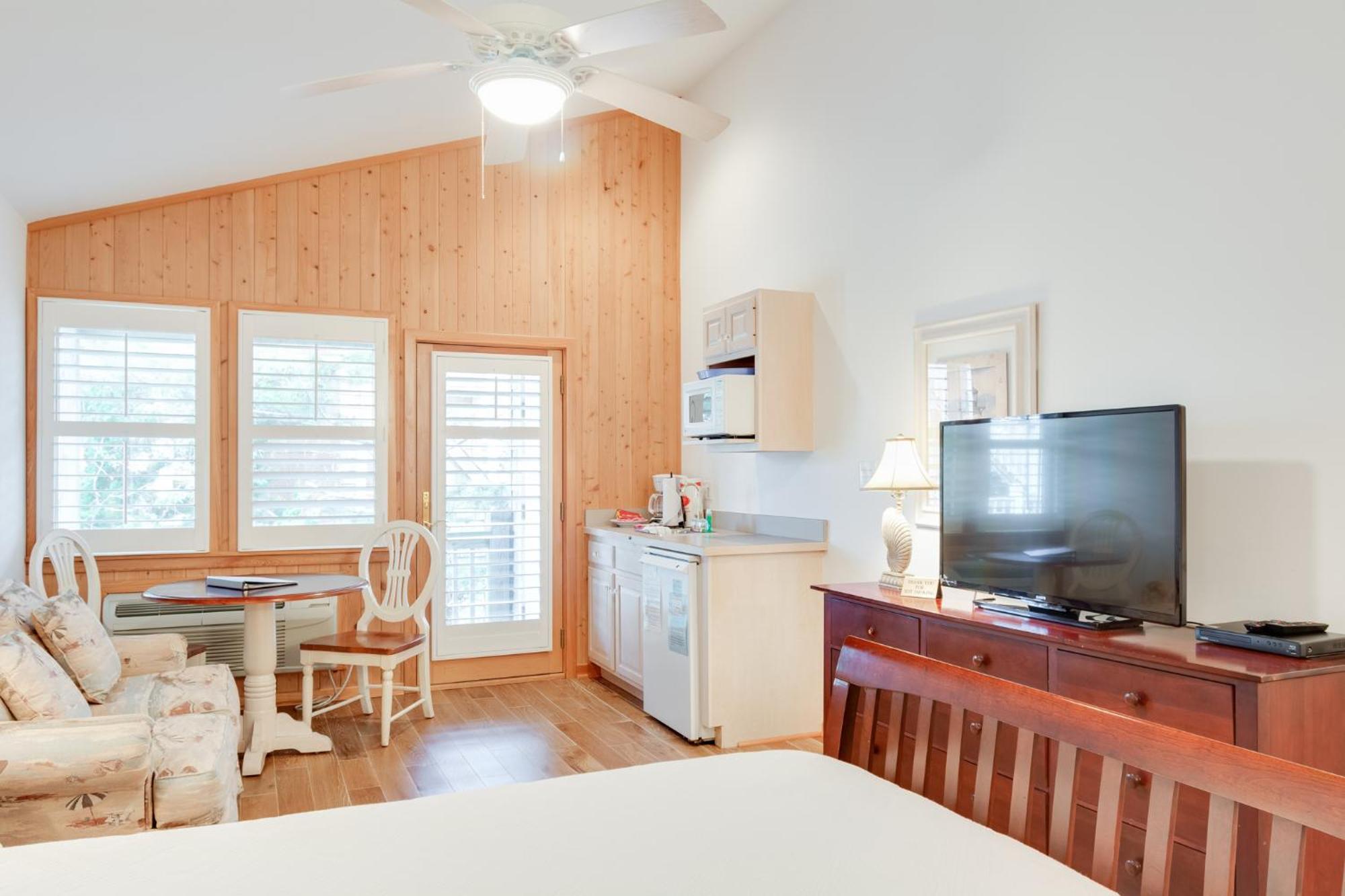 Courtyard Villas On Silver Lake Ocracoke Bagian luar foto
